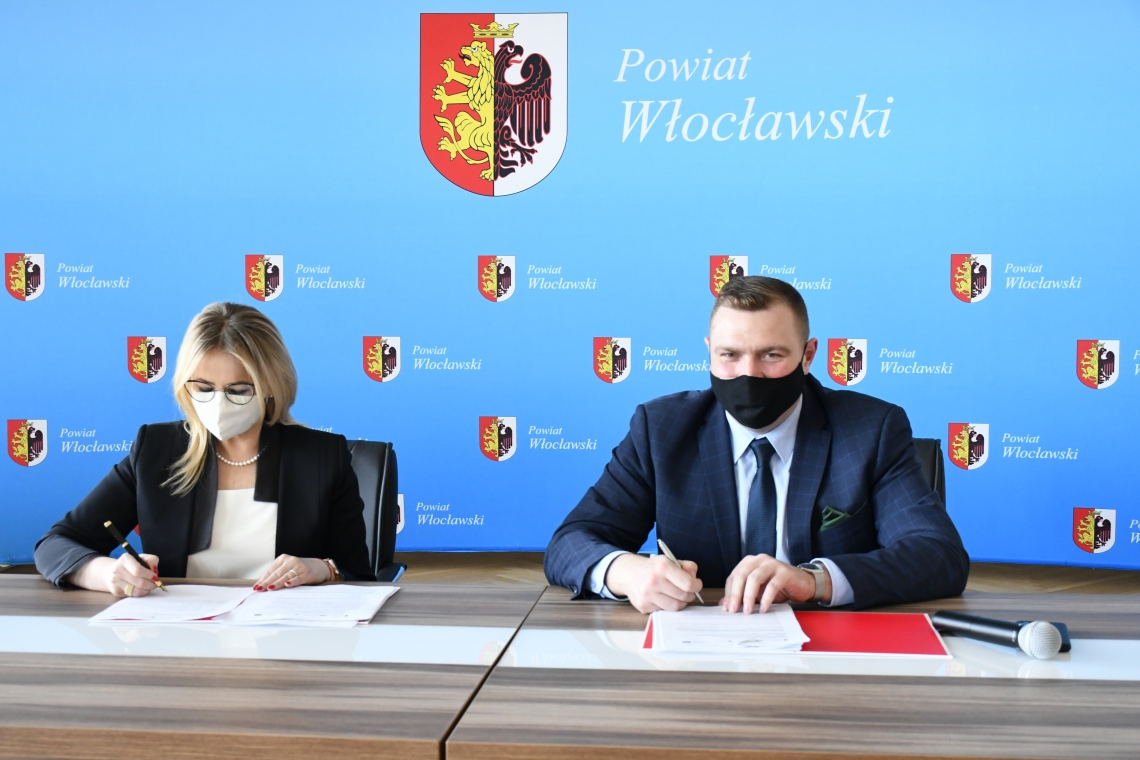 Dotacja na budowę instalacji fotowoltaicznej na jednostkach powiatu włocławskiego  